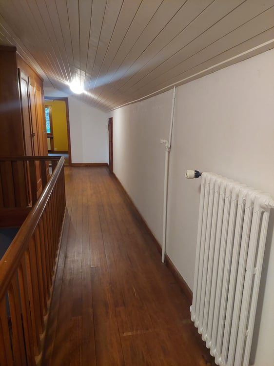 Einfamilienhaus freistehend mit zusätzlichem Umschwung und Garage 20