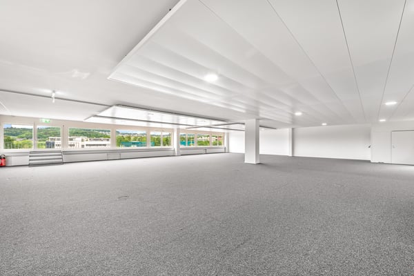 320 m2 grosse Gewerbe-/Bürofläche in Urdorf zu vermieten 8