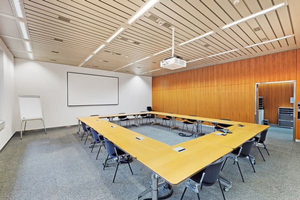 VIA Basel – direkt am Bahnhof Basel SBB 12