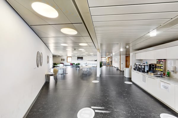 VIA Basel – direkt am Bahnhof Basel SBB 11