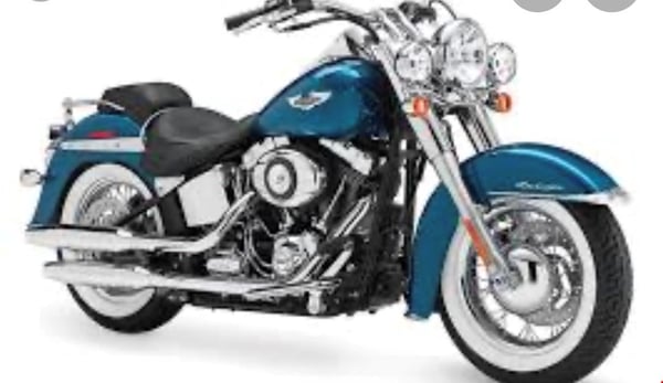 pro Motorradparkplatz für den Winter oder länger 3