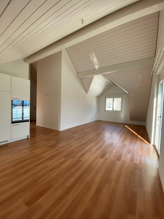 5.5 Zimmerwohnung in ländlicher Umgebung nähe Badi 2