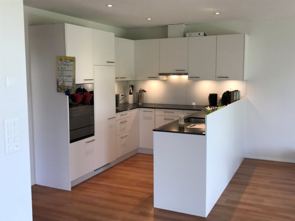 zu vermieten 4.5 Zimmerwohnung mit Gartensitzplatz 4