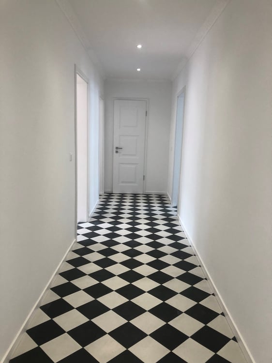 Appartement de 4.5 pièces rénové avec vue sur les montagnes à Tavannes 1