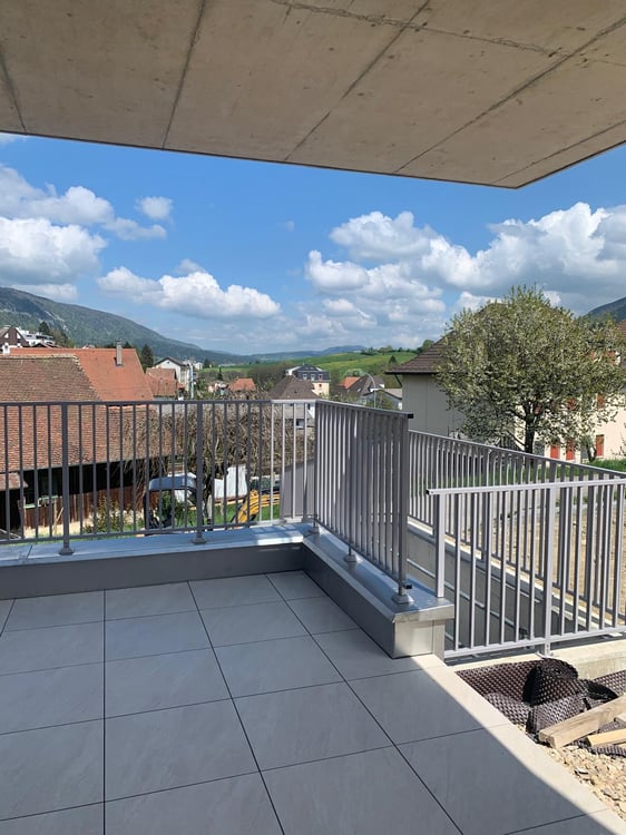 Appartement neuf de 2 pièces avec balcon à Tavannes 9