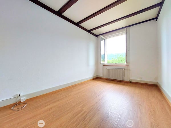 Charmantes 5-Zimmer-Reihenhaus mit Garage und Garten 5