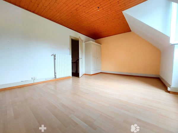 Charmantes 6-Zimmer-Reihenhaus mit Garage und Garten 7