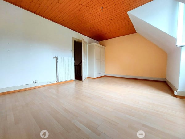 Charmantes 6-Zimmer-Reihenhaus mit Garage und Garten 7