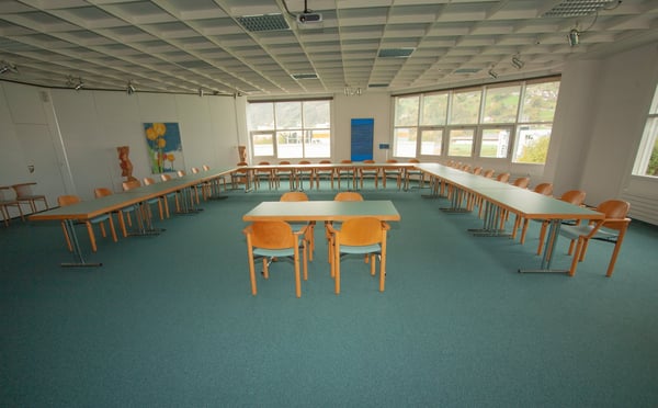 Großzügige Büroeinrichtung in bester Verkehrslage 30