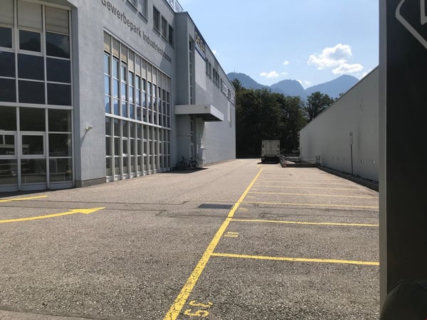 Großzügige Büroeinrichtung in bester Verkehrslage 3