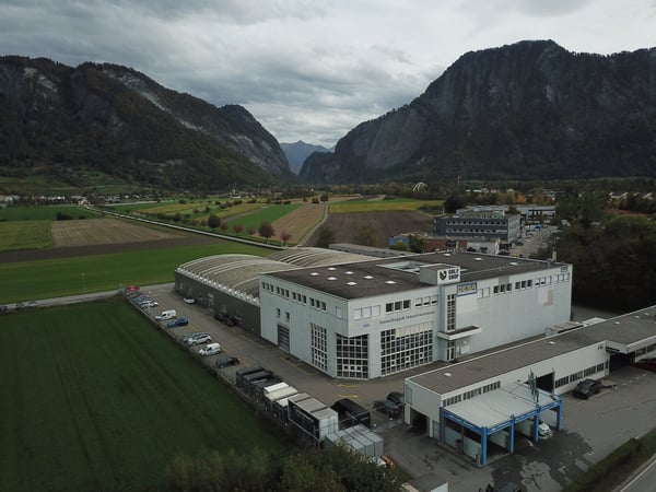 1 Zimmer Büroeinrichtung (ca. 120m2) mit Küche und Dusche/WC 26