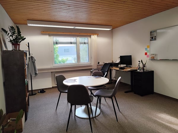 Attraktives Büro im Herzen des Industriequartiers von Malans zu vermieten 1