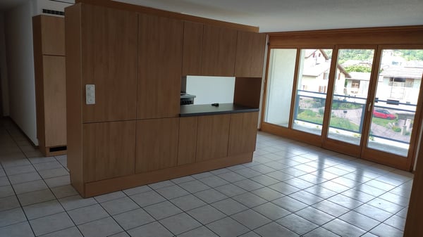 Helle 5.5-Zimmer-Wohnung mit Bergblick in Turtmann – sofort verfügbar! 9