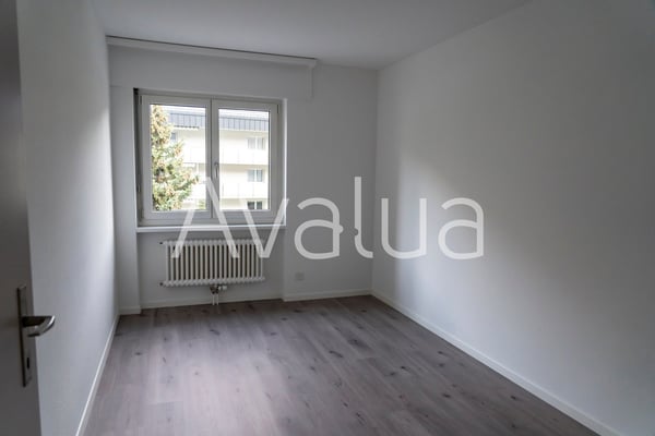 Helle 4.5-Zimmer-Wohnung mit Bergpanorama in Brig 12