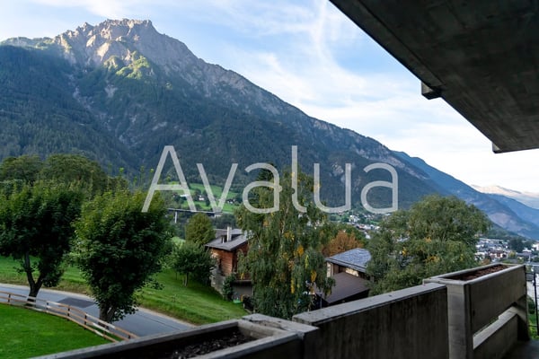 Helle 4.5-Zimmer-Wohnung mit Bergpanorama in Brig 2