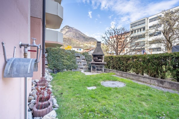 Grosszügige Attikawohnung mit Privatlift und sonniger Terrasse in Naters 52