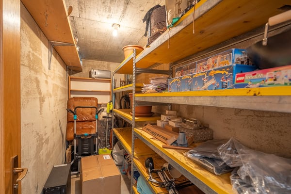 Grosszügige Attikawohnung mit Privatlift und sonniger Terrasse in Naters 48