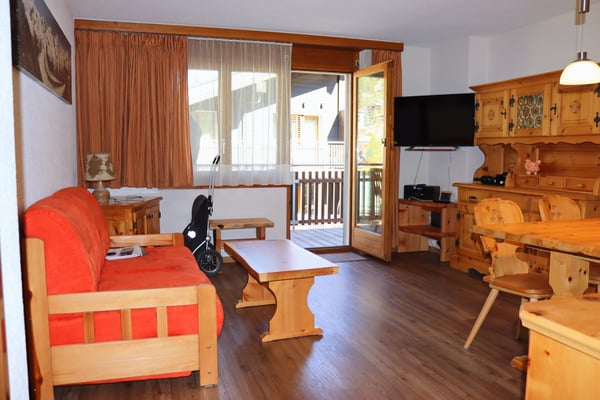 Charmante 2.5-Zimmer-Wohnung in Zermatt – Möbliert & Sofort Verfügbar 1