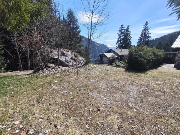 Chalet de caractère à Plan-Cernet – 4.5 pièces avec terrain 11