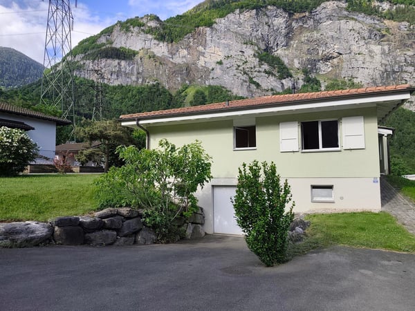 Villa de caractère à Saint-Maurice – 5.5 pièces avec vue et grand terrain 2