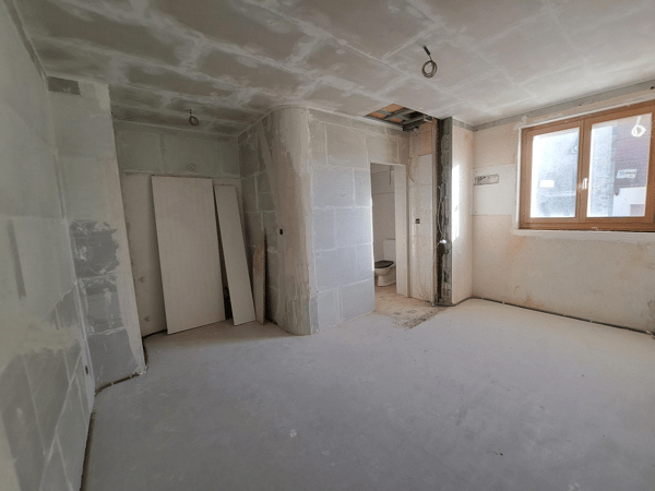 Appartement de 4,5 pièces en cours de transformation – Les Marécottes 8