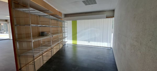 Bienne, surface commerciale de plain-pied en centre-ville 2