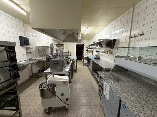 St-Imier, restaurant de 56 places idéalement situé, prêt à l'emploi 7