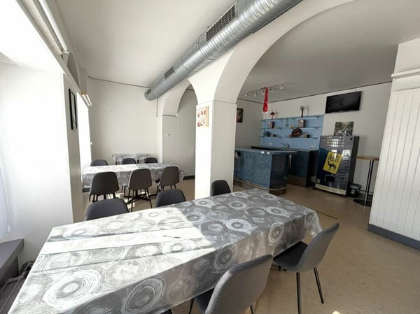 St-Imier, restaurant de 56 places idéalement situé, prêt à l'emploi 3