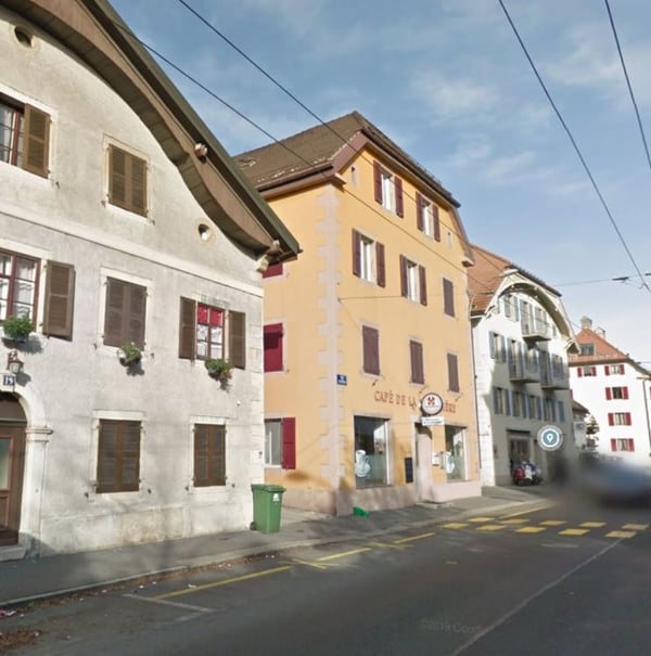 Chaux-de-Fonds, charmant studio meublé dans les combles 9