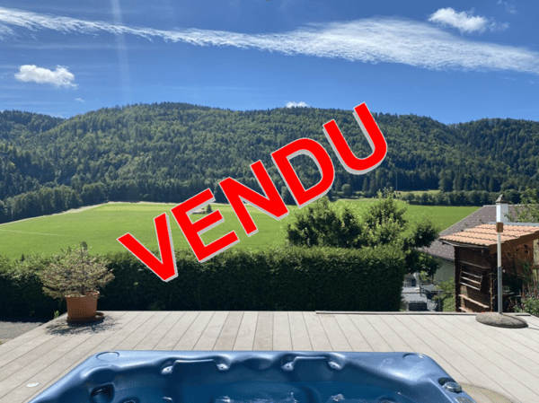 Sonvilier, jolie maison de 5.5 pces avec garage, jacuzzi, ascenseur