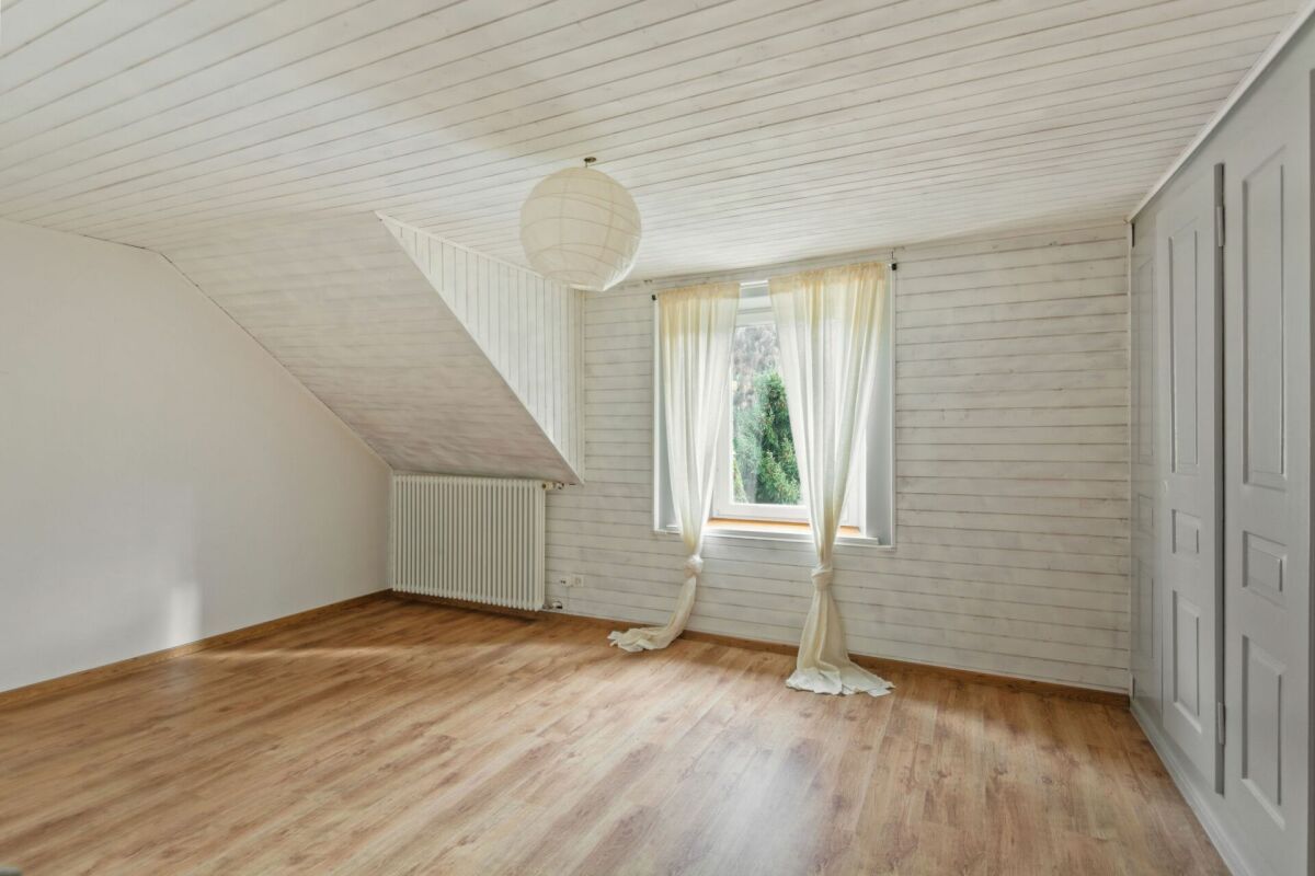 St-Imier, maison de caractère - Parfaite pour famille et activité professionnelle