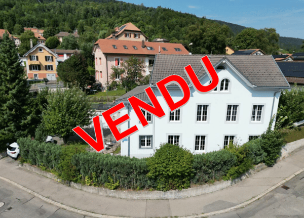 St-Imier, magnifique maison avec garage double, jardin