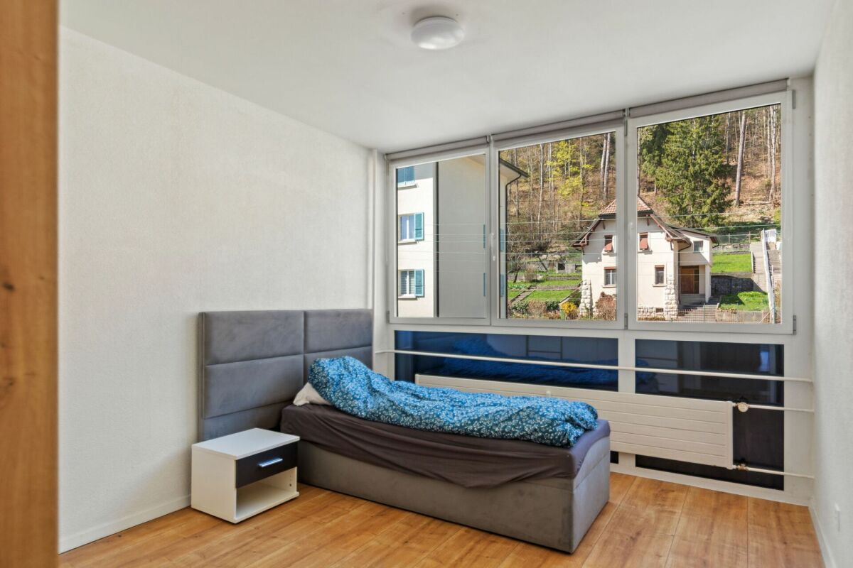 St-Imier, bel appartement rénové de 3.5 pces avec balcon et garage