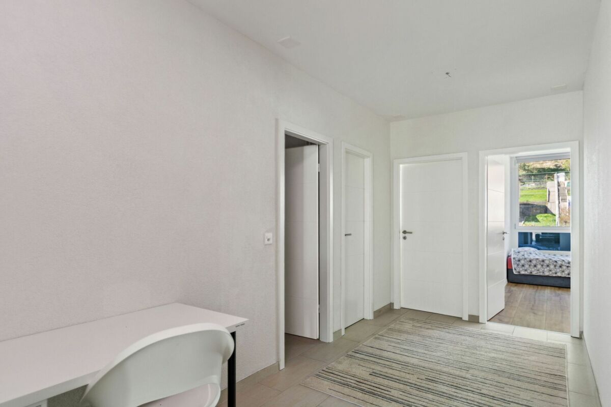 St-Imier, bel appartement rénové de 3.5 pces avec balcon et garage