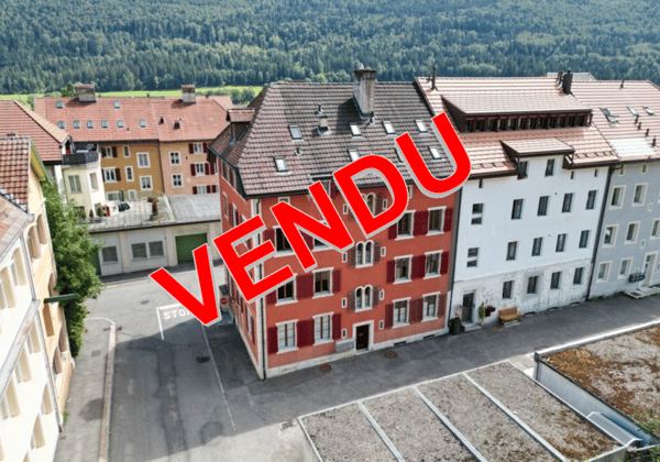 St-Imier, immeuble de 5 appartements et 4 garages