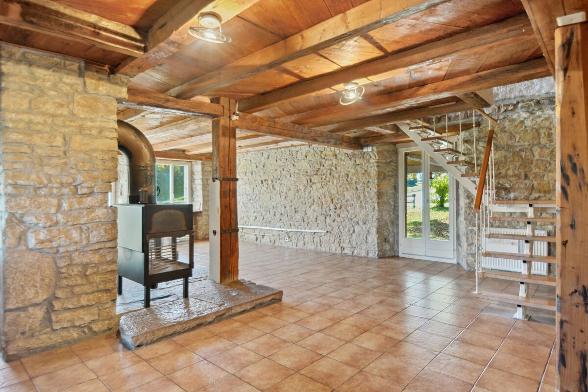 Le Noirmont, charmante ferme avec terrain constructible