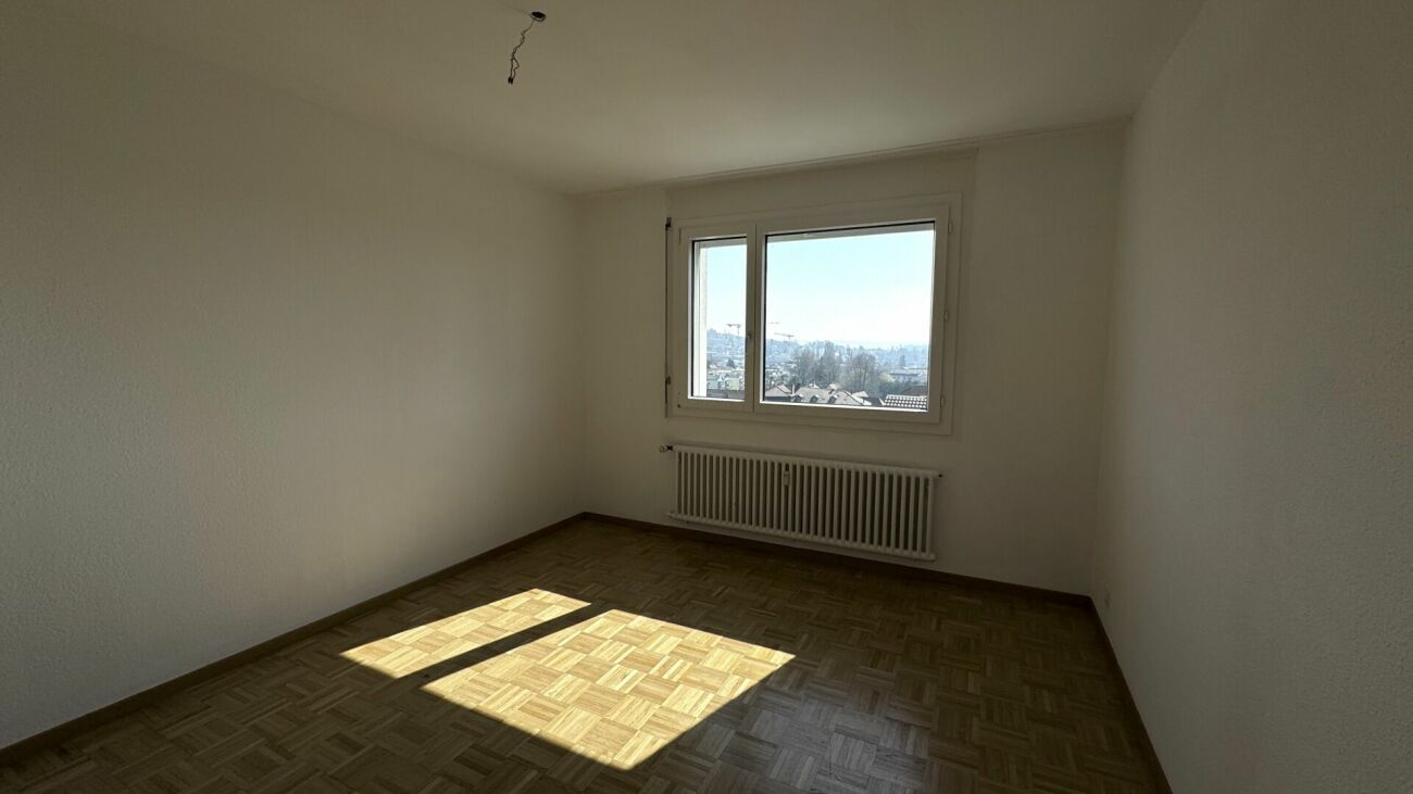 Bienne, bel appartement de 4.5 pièces avec vue sur la ville