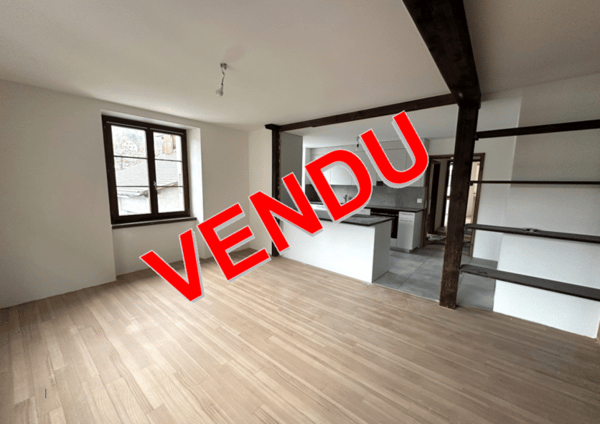 Villeret, appartement de 4.5 pièces entièrement rénovés