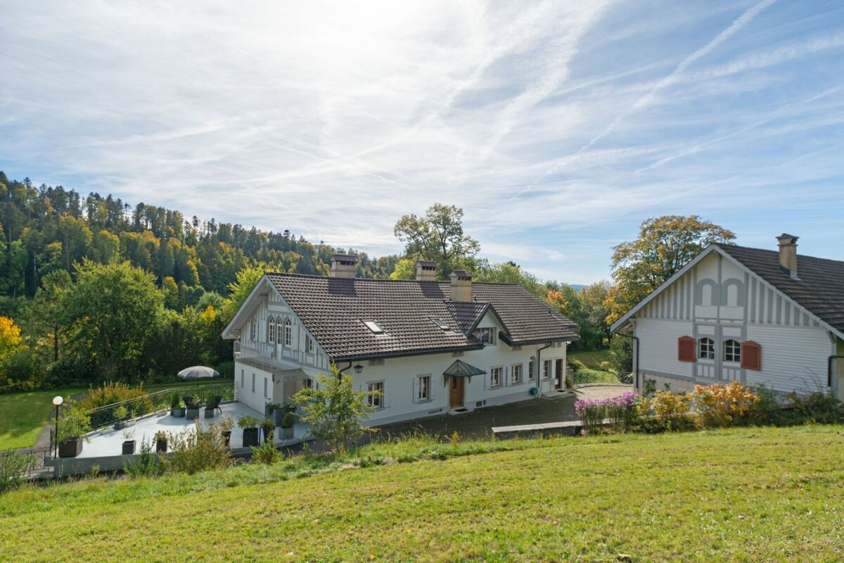 Propriété exceptionnelle dans un cadre de verdure unique proche de La Chaux-de-Fonds