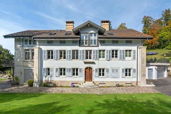 Propriété exceptionnelle dans un cadre de verdure unique proche de La Chaux-de-Fonds 2