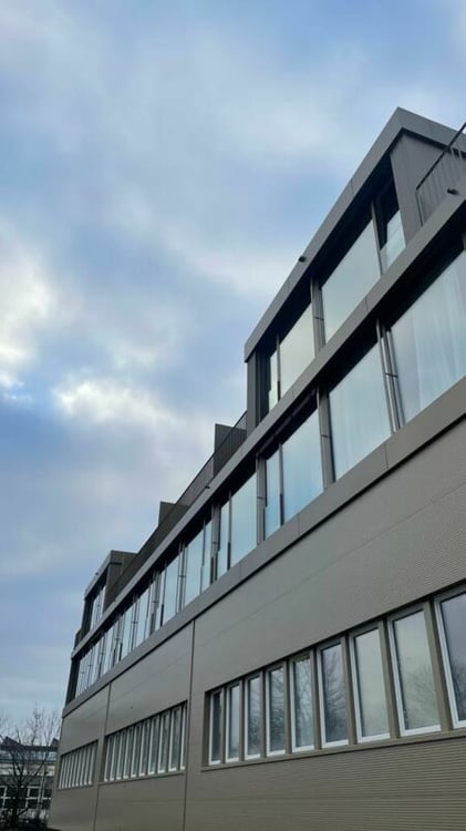 Nidau, splendide duplex haut standing 5.5 pces - 205 m2 avec parking et jardin commun 12