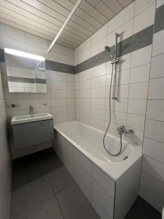 St-Imier, bel appartement de 3 pièces avec cuisine agencée 3