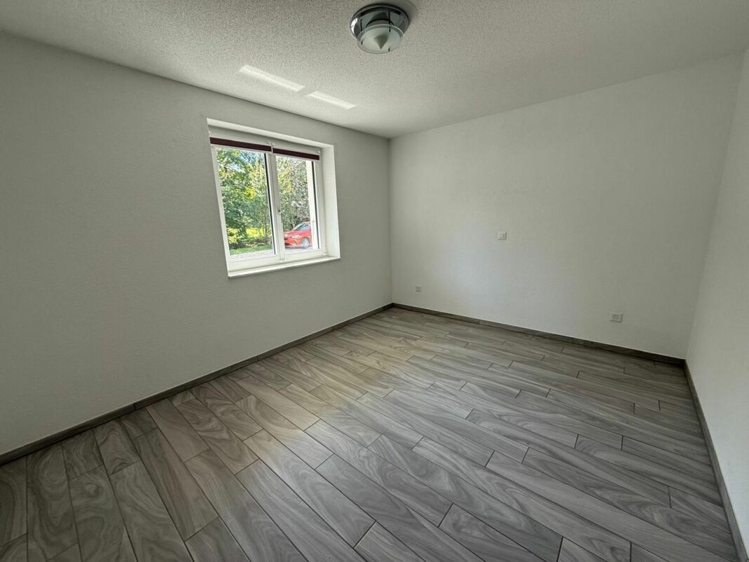 Tavannes, magnifique appartement de 3.5 pièces au rez avec terrasse