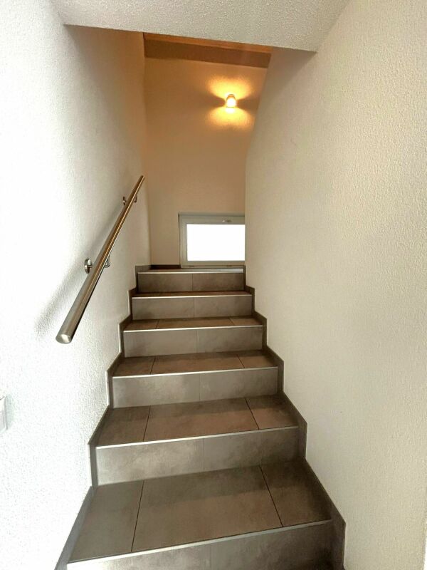 Tavannes, magnifique duplex de 5.5 pièces au 1er/2ème avec balcon