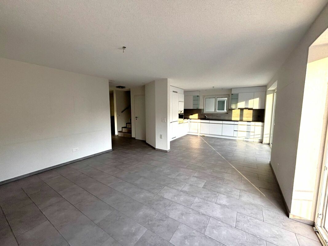 Tavannes, magnifique duplex de 5.5 pièces au 1er/2ème avec balcon
