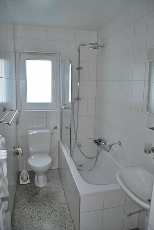 Tramelan, bel appartement de 3.5 pièces au rez supérieur 7