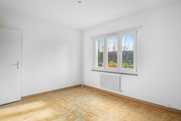 Tramelan, bel appartement de 3.5 pièces au rez supérieur 5