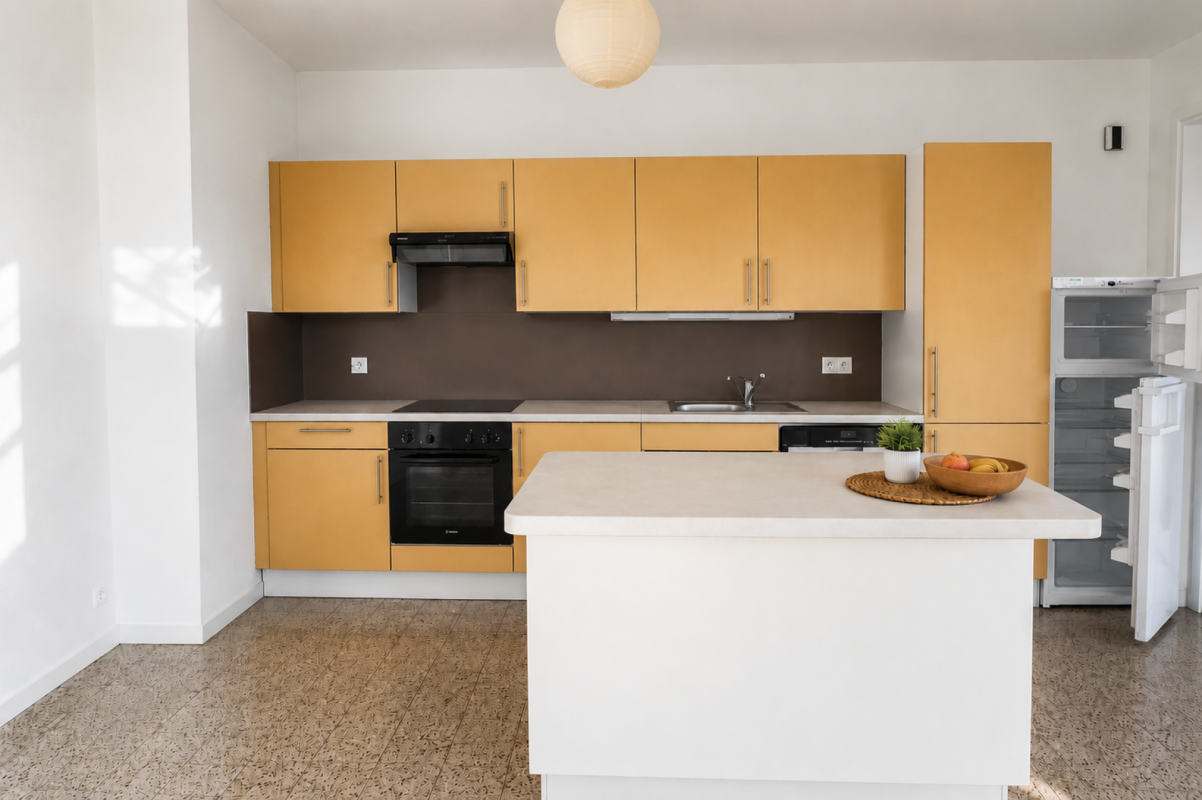 Renan, immeuble locatif de 5 appartements avec stationnements - 5.3%