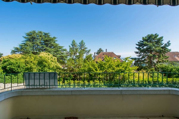 Corcelles, bel appartement de 3.5 pièces avec balcon et place de parc 13