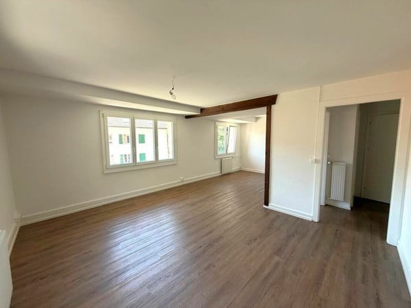 St-Imier, joli appartement rénové de 2.5 pièces au 2ème étage 7